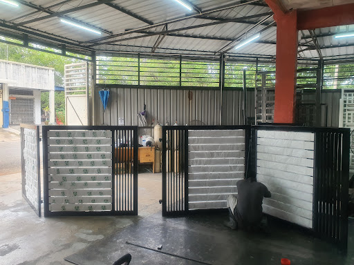 LCK RENOVATION SDN BHD