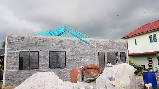 Eastman Construction (Aleeyah Glass House)