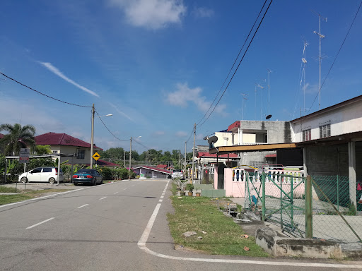 Taman JPN, YONG PENG